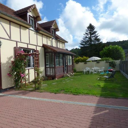 Gite Le Petit Chalet Avec Parking Gratuit Etretat Bagian luar foto