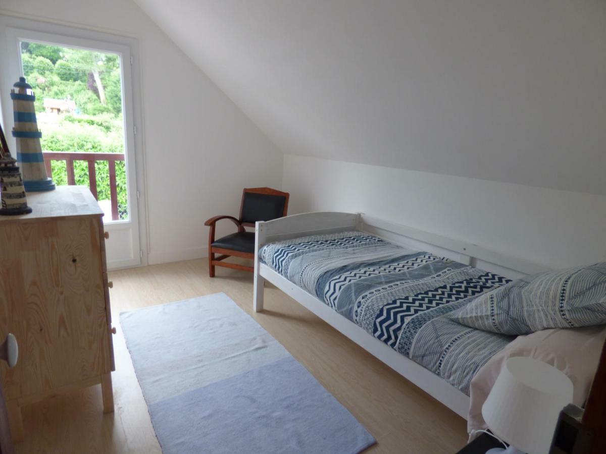Gite Le Petit Chalet Avec Parking Gratuit Etretat Bagian luar foto