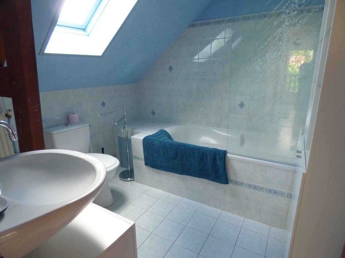 Gite Le Petit Chalet Avec Parking Gratuit Etretat Bagian luar foto