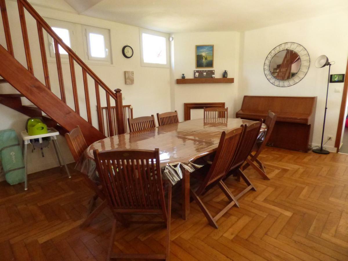 Gite Le Petit Chalet Avec Parking Gratuit Etretat Bagian luar foto
